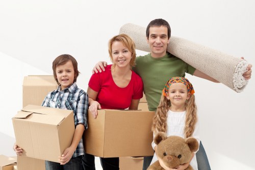 Temporary storage facility in Woolwich for moving and renovations
